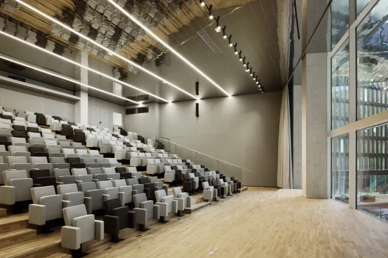 Bâtiment Stories rue Touzet Gaillard ┬® Takuji Shimmura Horus Inox