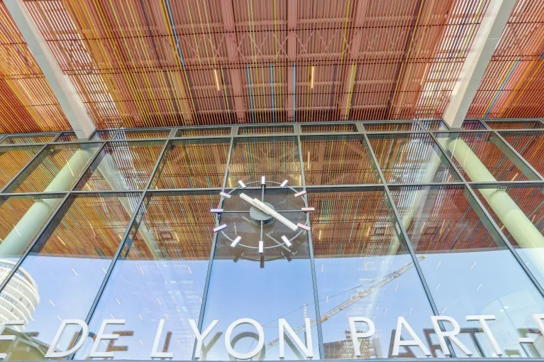 Halle Beraudier, Lyon - Lame Type U - PLAFOMETAL