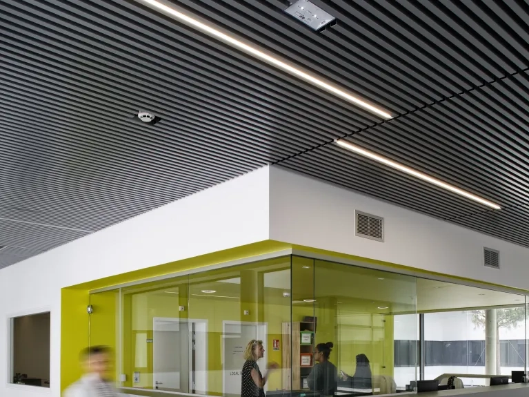Hôpital Obernai - Lame Type U - PLAFOMETAL