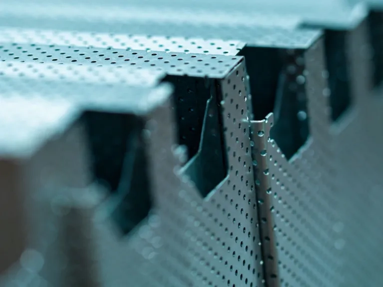 Le métal un matériau noble - Plafond métallique - PLAFOMETAL