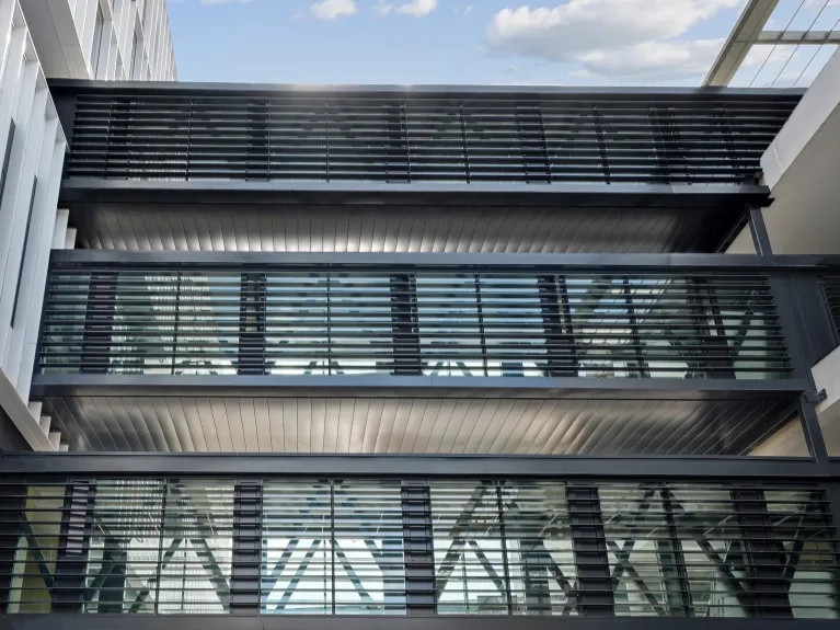 CHU de Reims - PM300 extérieur - PLAFOMETAL