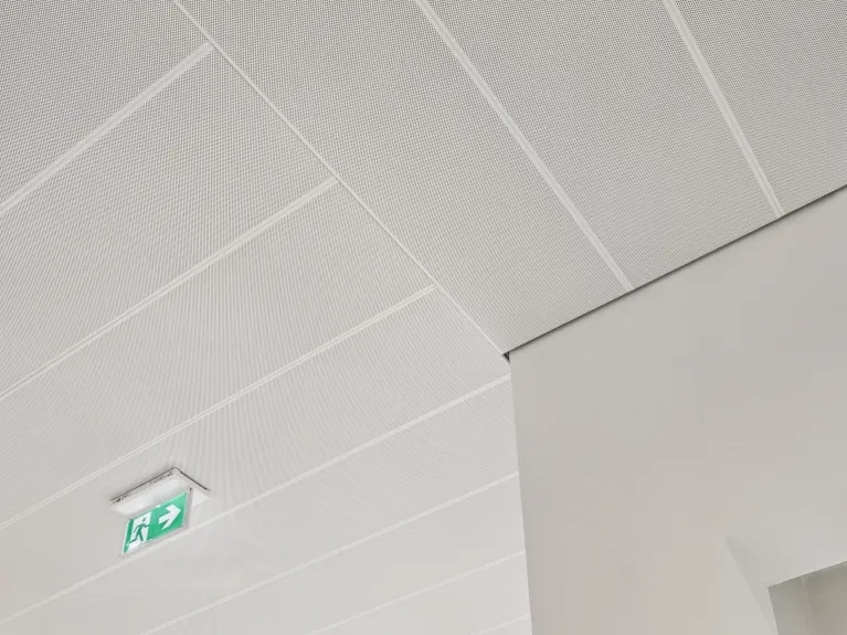 Groupe scolaire les Genêts - Plafond Horus - PLAFOMETAL 