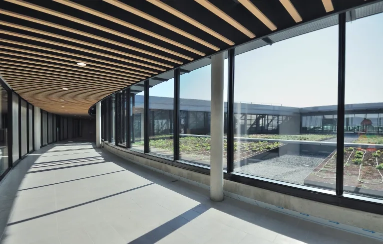 baffle-plafometal-airport-saint-exupery-lyon.jpg